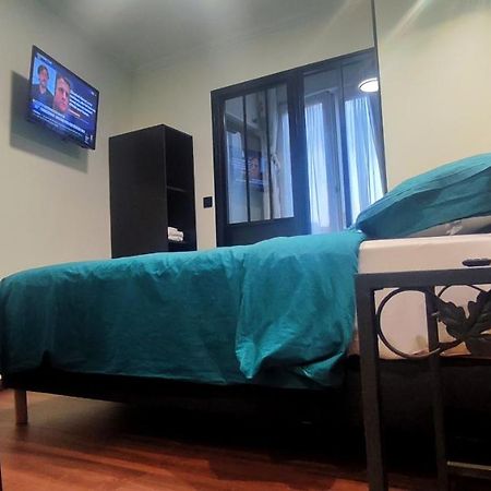 Hotel Moderne Сен Дени Екстериор снимка