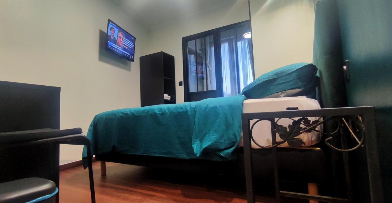 Hotel Moderne Сен Дени Екстериор снимка